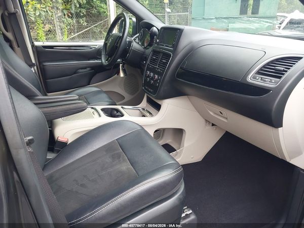 2019 DODGE GRAND CARAVAN SXT — I5