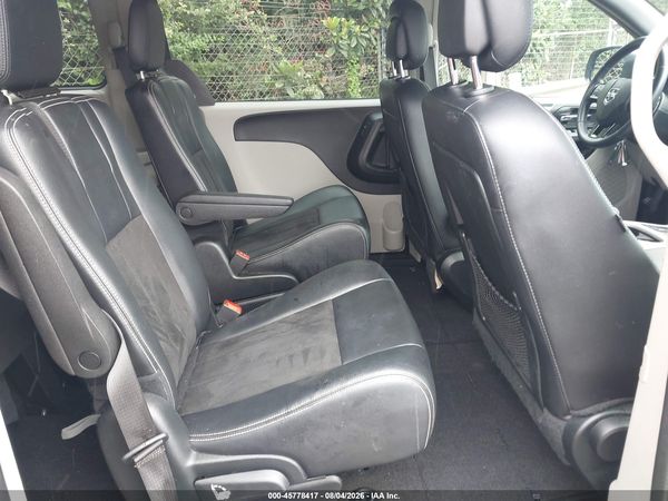 2019 DODGE GRAND CARAVAN SXT — I8