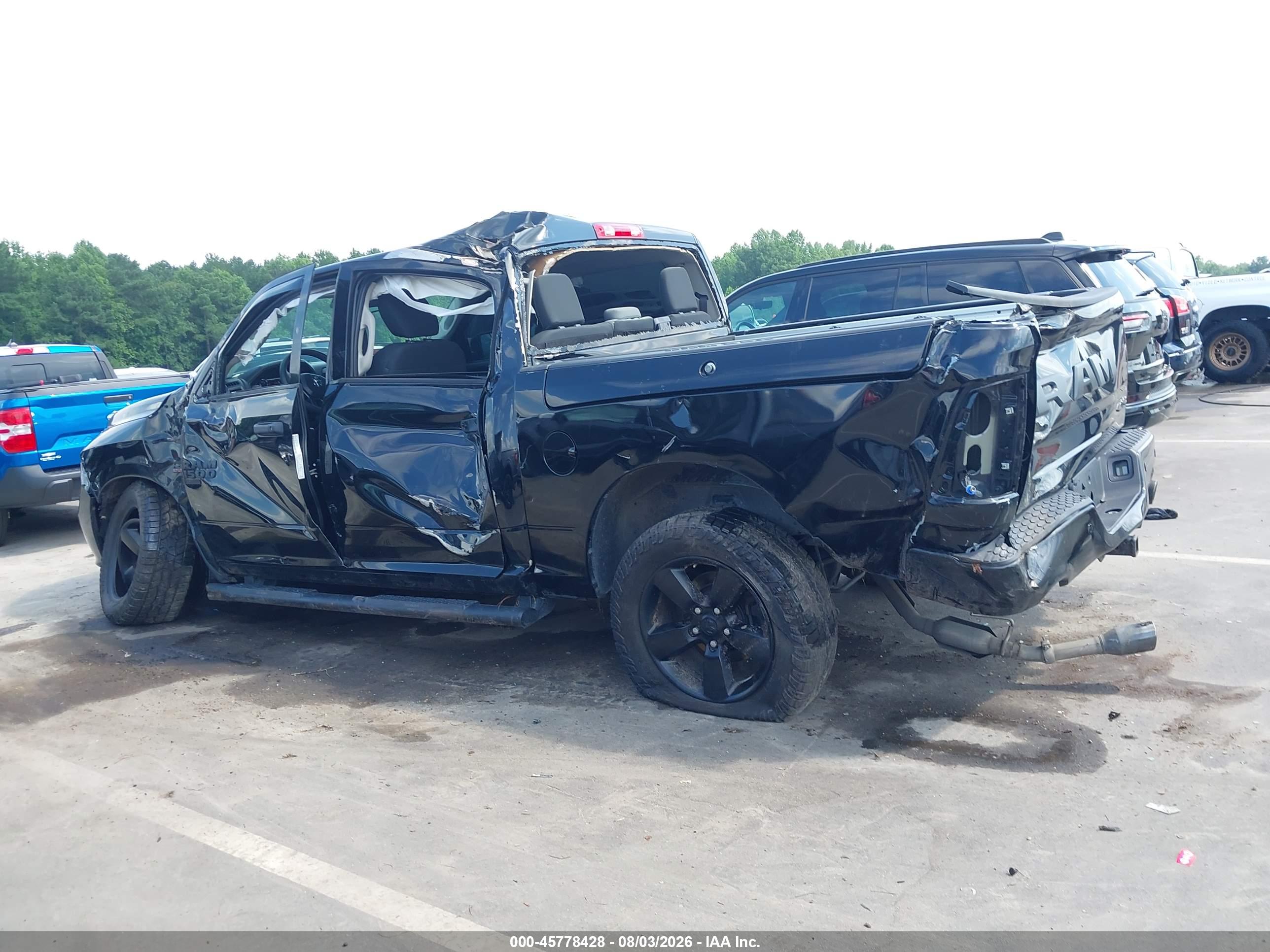 2022 RAM 1500 CLASSIC EXPRESS  4X4 5'7 BOX