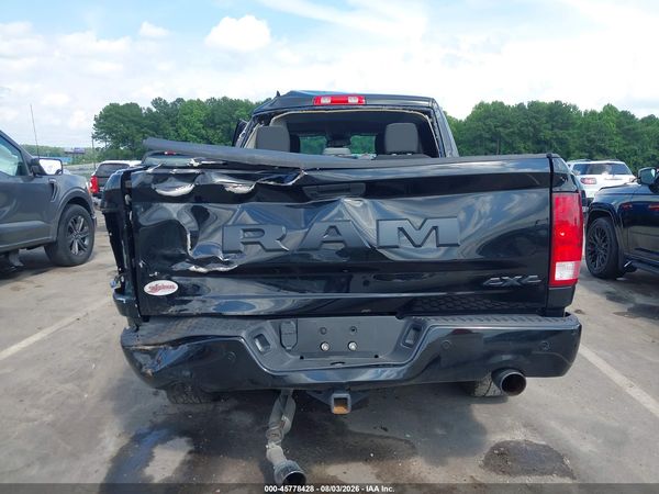 2022 RAM 1500 CLASSIC EXPRESS  4X4 5'7 BOX