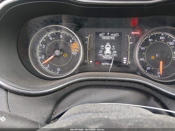 2019 JEEP CHEROKEE LATITUDE FWD