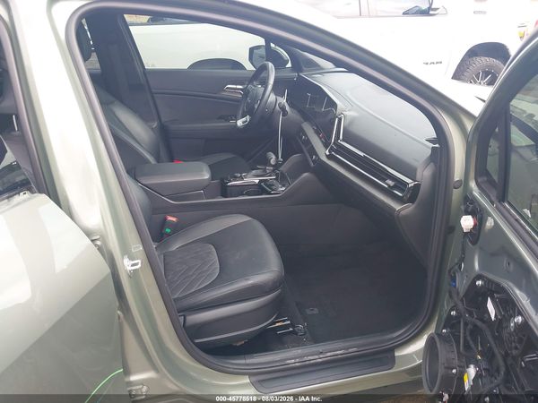 2025 KIA SPORTAGE X-LINE