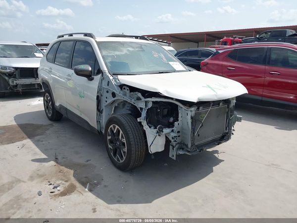 2025 SUBARU FORESTER PREMIUM — I1