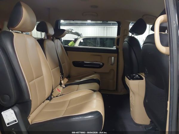 2018 KIA SEDONA EX