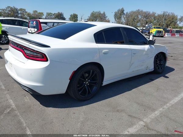 2018 DODGE CHARGER SXT RWD