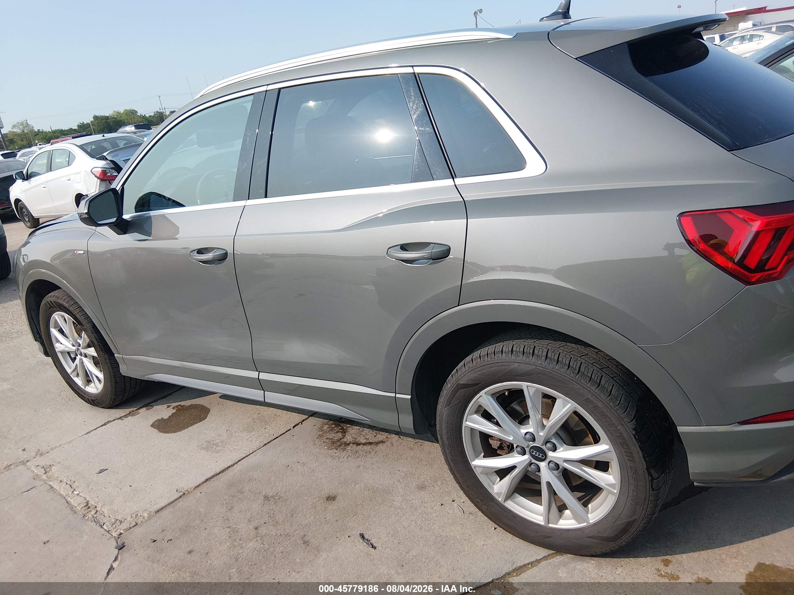 2024 AUDI Q3