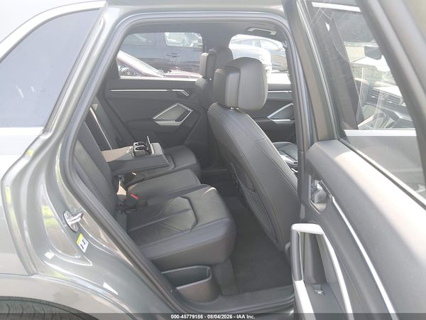 2024 AUDI Q3