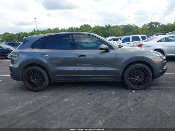 2021 PORSCHE CAYENNE
