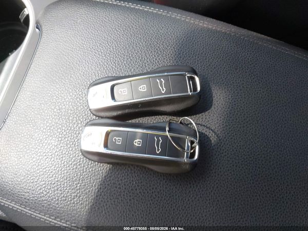 2021 PORSCHE CAYENNE