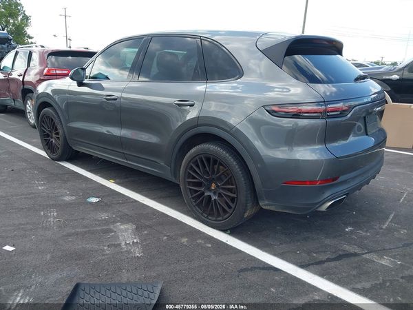 2021 PORSCHE CAYENNE