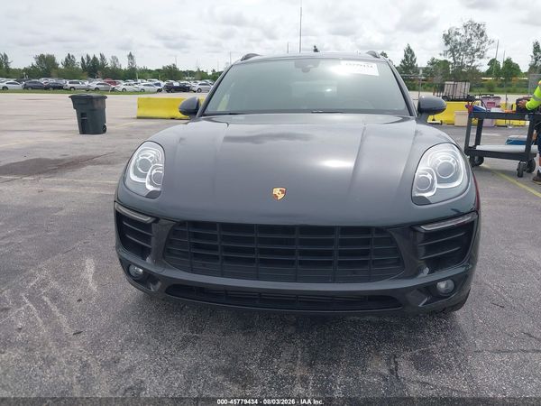 2018 PORSCHE MACAN SPORT EDITION
