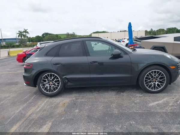 2018 PORSCHE MACAN SPORT EDITION