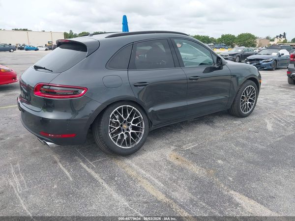 2018 PORSCHE MACAN SPORT EDITION
