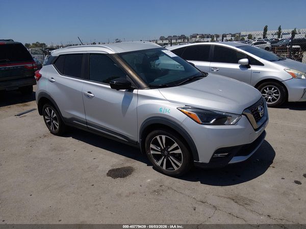 2018 NISSAN KICKS SR