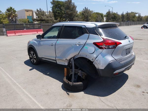 2018 NISSAN KICKS SR