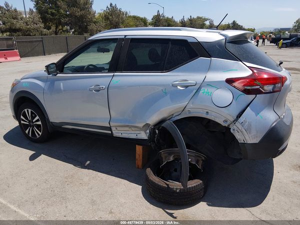 2018 NISSAN KICKS SR