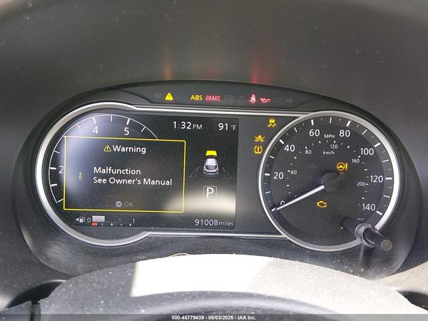 2018 NISSAN KICKS SR