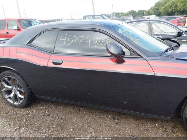 2016 DODGE CHALLENGER SXT