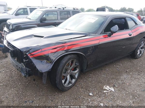 2016 DODGE CHALLENGER SXT