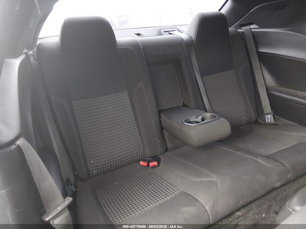 2016 DODGE CHALLENGER SXT