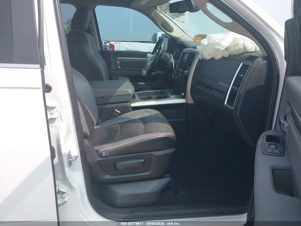 2018 RAM 1500 SLT