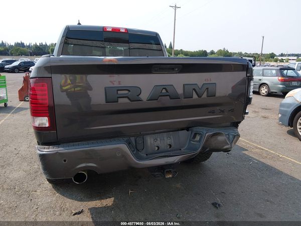 2017 RAM 1500 NIGHT  4X4 5'7 BOX