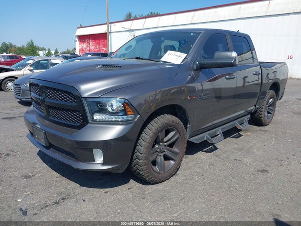 2017 RAM 1500 NIGHT  4X4 5'7 BOX