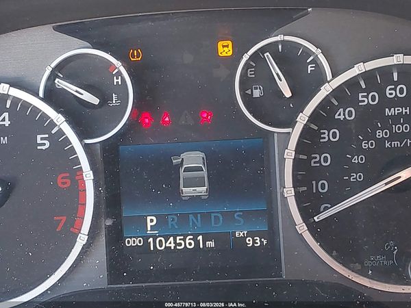 2017 TOYOTA TUNDRA SR5 5.7L V8