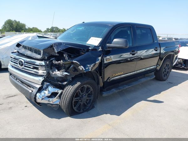 2017 TOYOTA TUNDRA SR5 5.7L V8