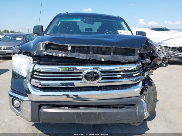 2017 TOYOTA TUNDRA SR5 5.7L V8