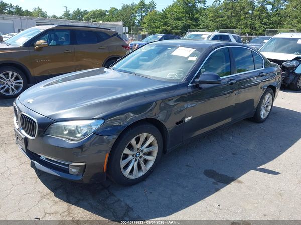 2015 BMW 740I