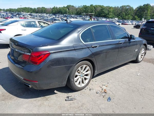 2015 BMW 740I