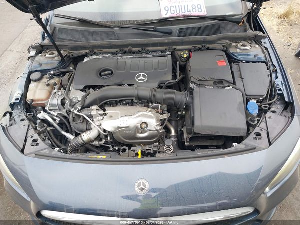 2019 MERCEDES-BENZ A 220 A220