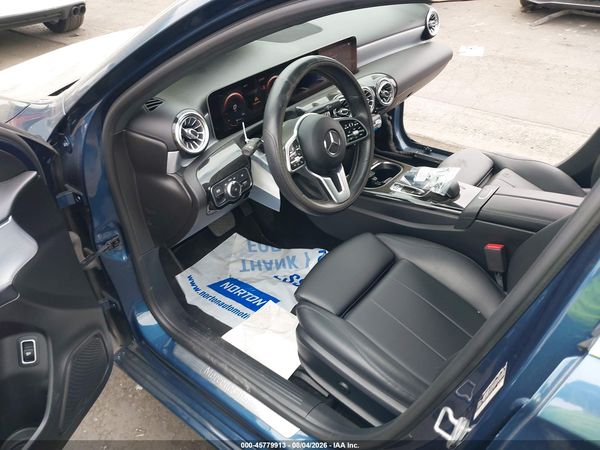 2019 MERCEDES-BENZ A 220 A220