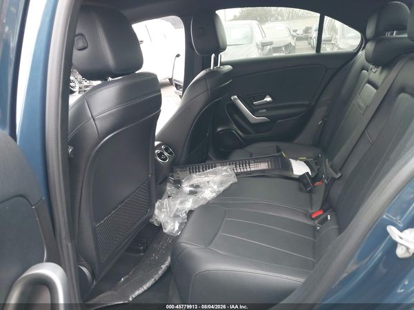 2019 MERCEDES-BENZ A 220 A220