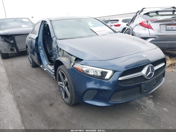 2019 MERCEDES-BENZ A 220 A220