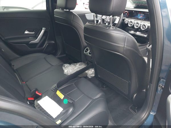 2019 MERCEDES-BENZ A 220 A220