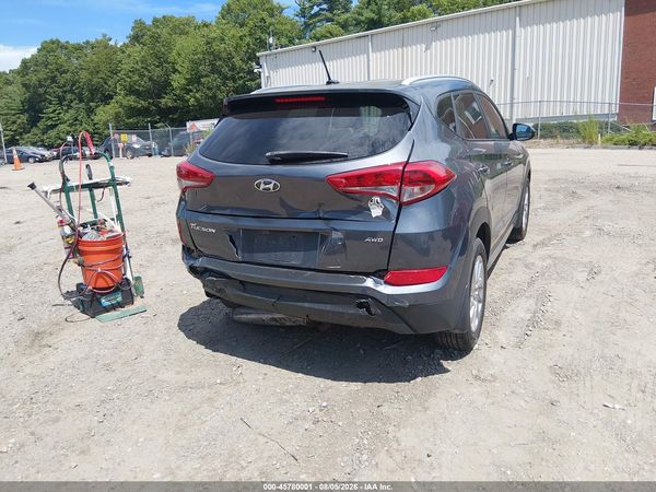 2017 HYUNDAI TUCSON SE