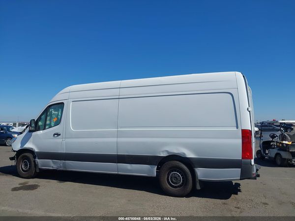2023 MERCEDES-BENZ SPRINTER 2500 — I117