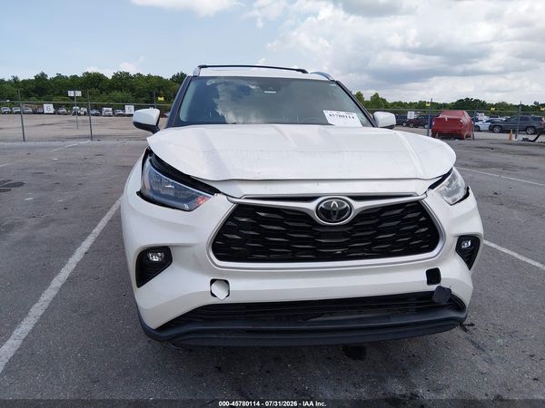 2020 TOYOTA HIGHLANDER XLE
