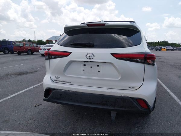 2020 TOYOTA HIGHLANDER XLE