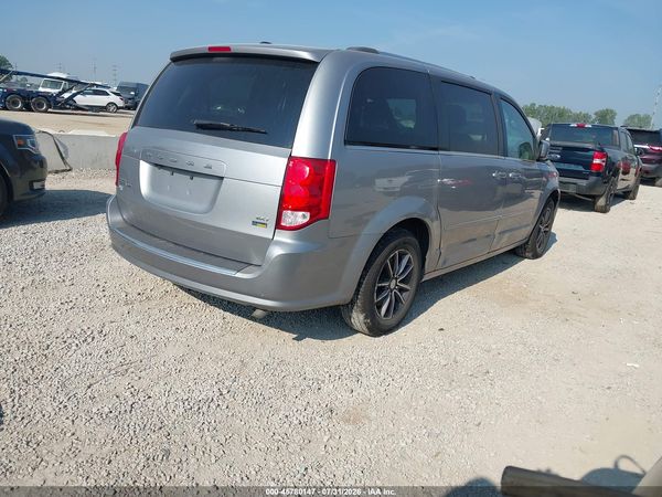 2017 DODGE GRAND CARAVAN SXT — I4