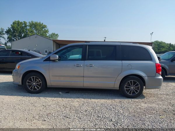 2017 DODGE GRAND CARAVAN SXT — I117