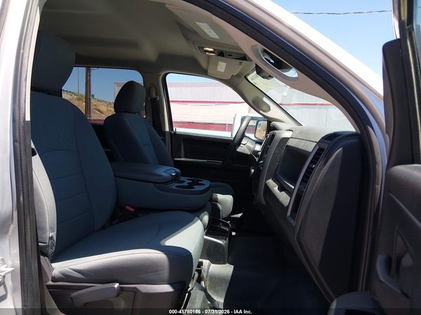 2016 RAM 1500 ST