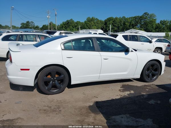 2014 DODGE CHARGER SXT