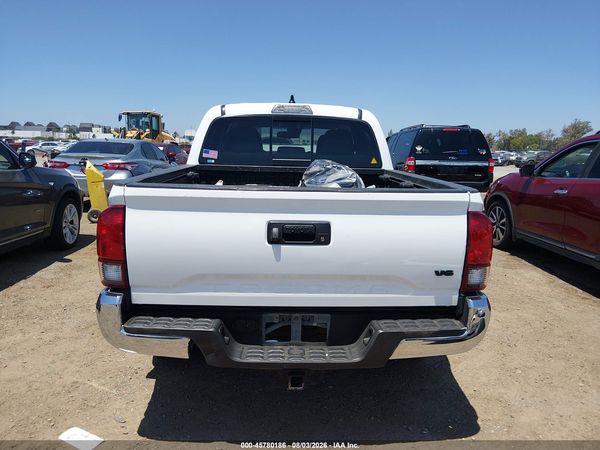 2022 TOYOTA TACOMA SR5 V6