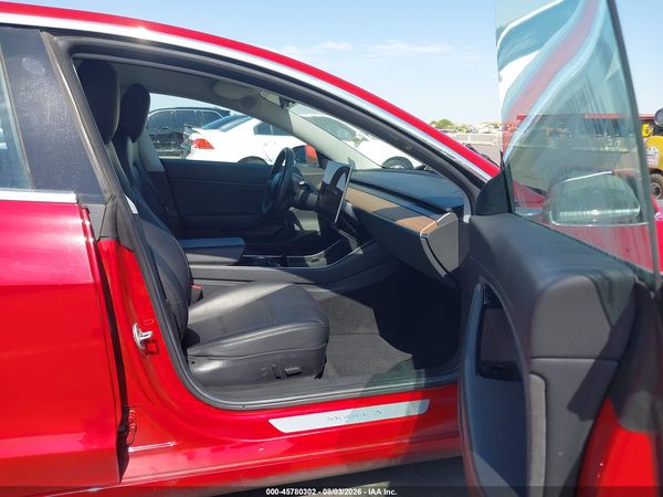 2018 TESLA MODEL 3 LONG RANGE/PERFORMANCE