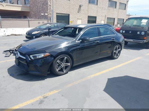 2022 MERCEDES-BENZ A 220 A220