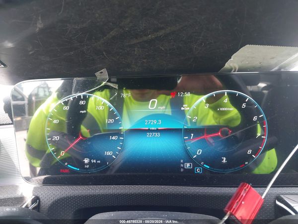 2022 MERCEDES-BENZ A 220 A220