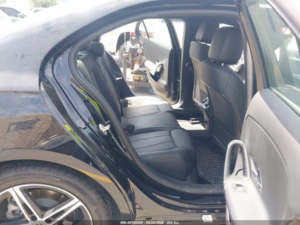 2022 MERCEDES-BENZ A 220 A220